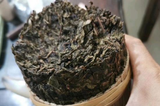 黑茶調(diào)理婦科病，女人喝黑茶好處太多了！