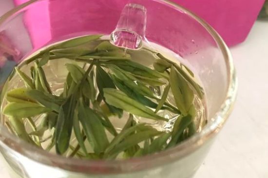 正常下一斤茶葉能喝多久，一個人一般一個月喝多少茶葉