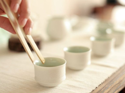 鐵觀音的泡法，水溫100°C最佳第一泡不能喝