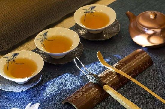 哪些茶適合泡功夫茶，功夫茶應(yīng)該配什么茶葉