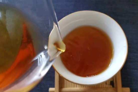 普洱茶十大學(xué)費(fèi)茶排名，吉普H是學(xué)費(fèi)茶？