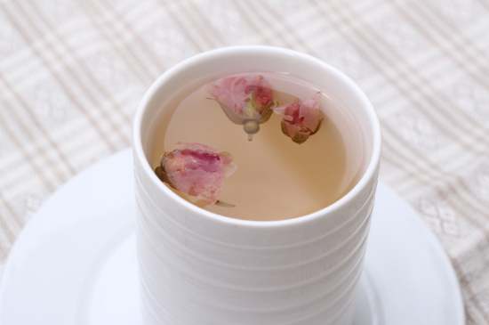 怎么判斷玫瑰花茶好不好，玫瑰花茶怎么樣鑒別