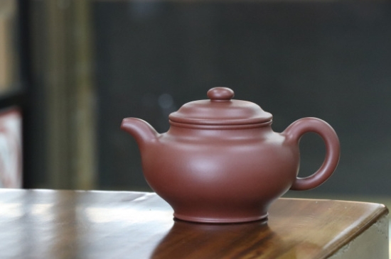 剛買的紫砂壺要怎么開壺養(yǎng)壺，<a href=http://m.robertaspegne.com/chaju/zisha/ target=_blank class=infotextkey>紫砂壺開壺</a>與養(yǎng)壺的方式方法