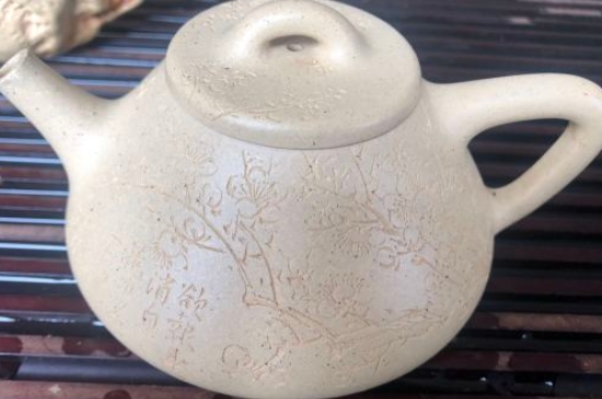 新買的紫砂壺為什么會裂，真的紫砂壺是不是很容易開裂？