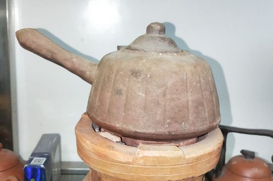 陶壺煮水的危害，粗陶壺燒水有毒嗎？