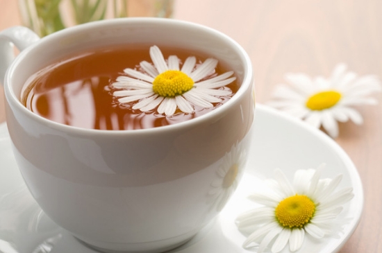 經(jīng)常菊花泡水好嗎，喝菊花茶有什么好處？