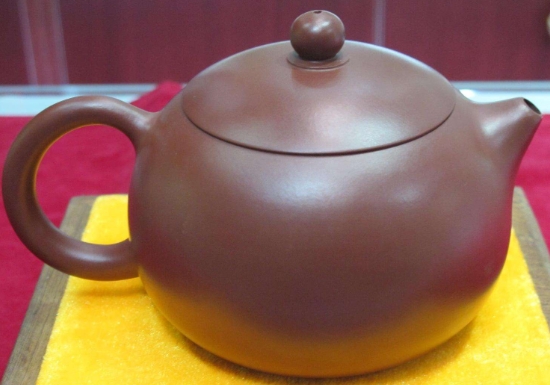 宜興紫砂壺四大經(jīng)典壺型叫什么，傳統(tǒng)紫砂四大名壺介紹