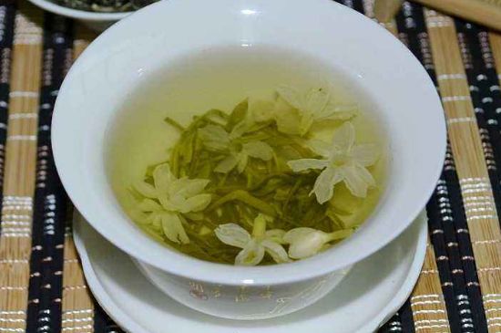 碧潭飄雪是什么檔次的茶，碧潭飄雪屬于什么檔次？