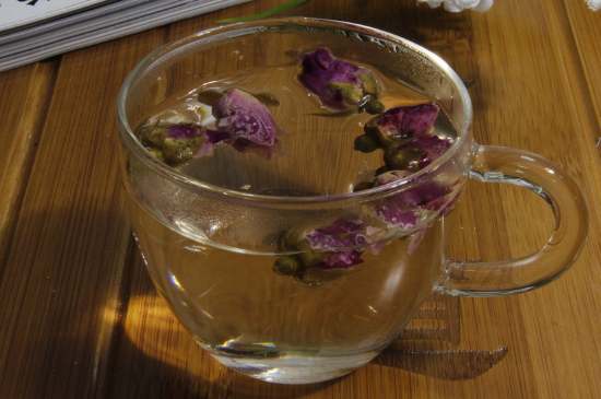 怎么判斷玫瑰花茶好不好，玫瑰花茶怎么樣鑒別