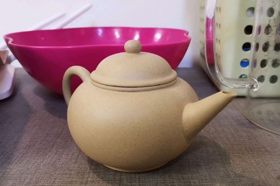 手工紫砂壺和模具壺有什么區(qū)別，快速鑒別手工壺模具壺