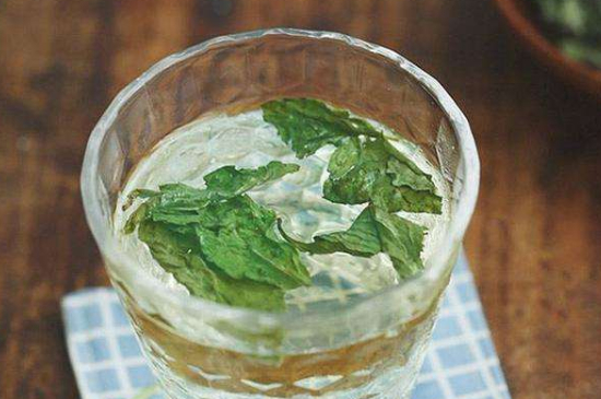 荷葉茶每天喝多少合適，什么時(shí)候喝最好？