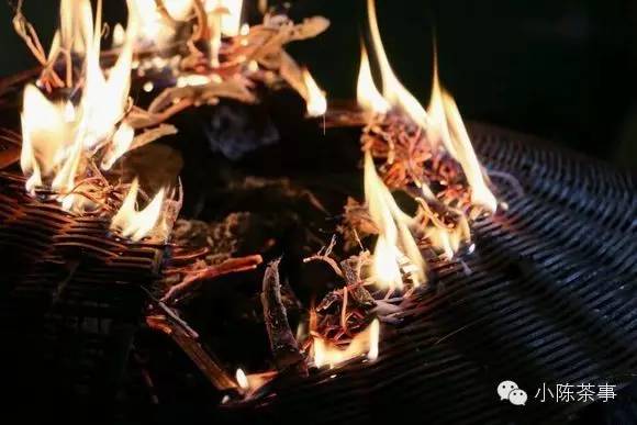 怎樣炭焙巖茶？揭秘武夷巖茶的炭焙技藝