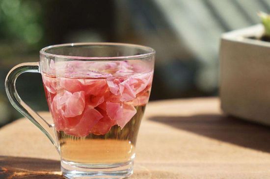 玫瑰花茶和什么搭配好，玫瑰花茶的搭配大全！