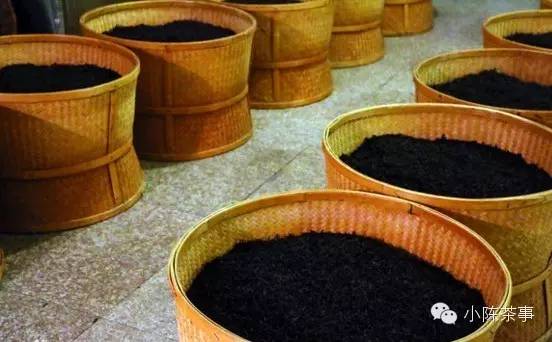 怎樣炭焙巖茶？揭秘武夷巖茶的炭焙技藝