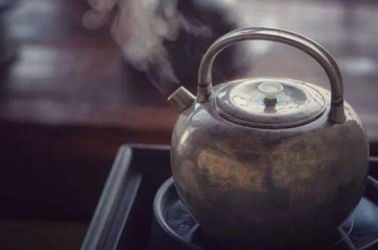 煮茶的步驟圖解，正確的煮白茶方法！