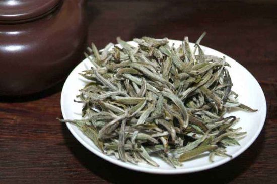 什么人不能喝白茶，白茶不宜什么人喝？