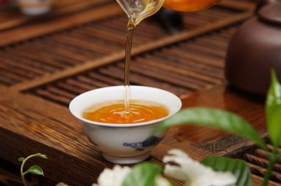 什么茶葉喝起來超級香，什么茶泡出來滿屋濃香?