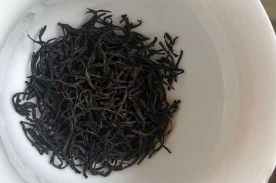 正山小種第一泡要倒掉嗎，正山小種能沖幾泡