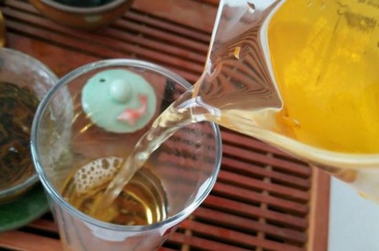 經(jīng)期喝紅茶有什么壞處，女性經(jīng)期可以喝紅茶嗎