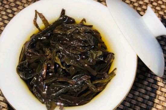 長期喝巖茶會上火嗎？巖茶這樣喝了容易上火！