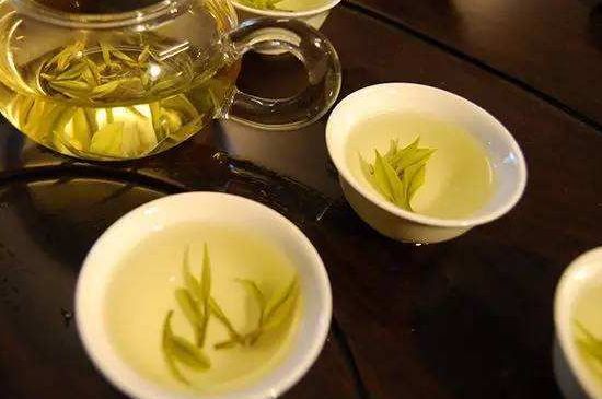 黃茶不適合哪些人喝，黃茶的功效與作用禁忌