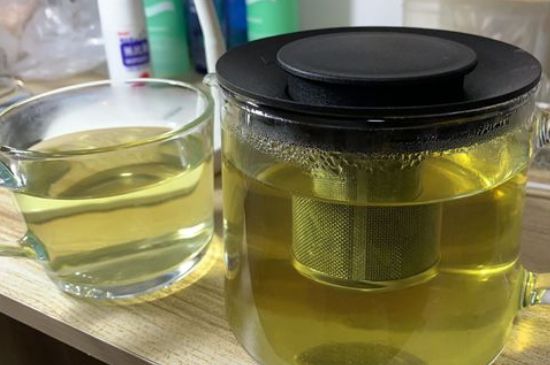 綠茶陳茶和新茶區(qū)別，綠茶怎樣區(qū)分新茶和陳茶