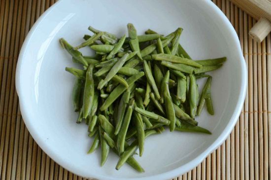 雀舌和竹葉青的區(qū)別，雀舌對(duì)比竹葉青圖片