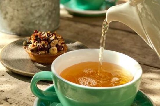 紅茶會(huì)加重濕氣嗎，喝什么茶能去除體內(nèi)濕氣