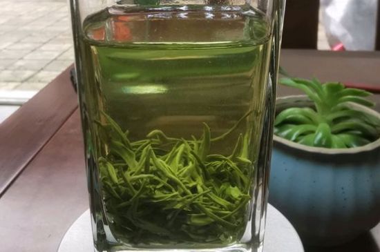 綠茶放了三年還能喝嗎，綠茶放久了喝了會怎樣