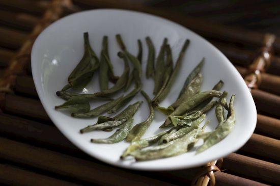 新白毫銀針和老白毫銀針的區(qū)別，新老白毫銀針的品質(zhì)特征